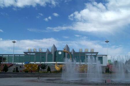 鄂尔多斯是在什么地方 269028cc94a1024c7c539dea9dbceabb_w450_h300_c1_t0.jpg