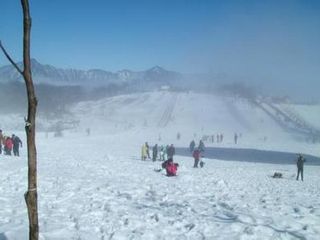 西岭雪山滑雪场