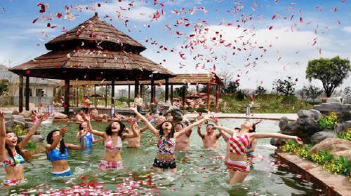 <大理洱海大游船-丽江纳西人家4日游>纯玩无购物,安排地热国泡温泉,一晚洱海边客栈__出发_途牛