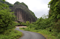 参观天门山丹霞生态风景区
