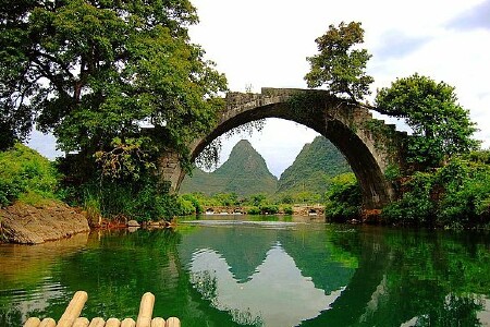 <广西阳朔-龙脊梯田-桂林3日游>桂林龙脊平安寨梯田、阳朔漓江竹筏、十里画廊、遇龙河徒步、浪漫西街、2人起订、私家团