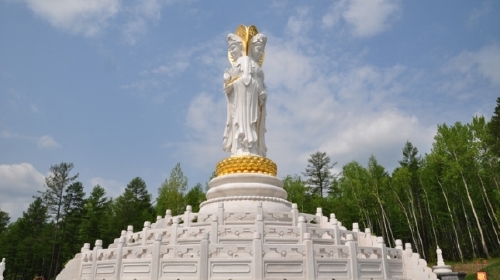 哈尔滨-俄罗斯小镇-漠河-北极村-观音山三飞一