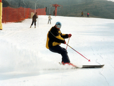 九龙山滑雪场旅游攻略