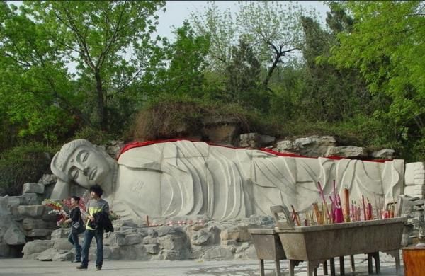 千佛山旅游