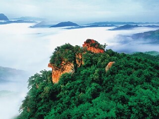 白云峰
