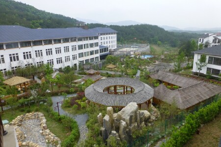  庐山醉石温泉度假村双人套票1晚2日游>醉石温泉双人住宿-双温泉门票