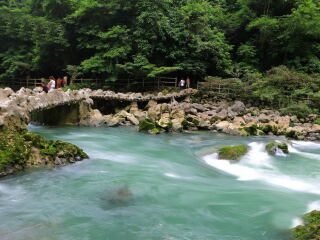 到貴州旅游_貴州最適合旅游的季節(jié)_貴州旅游費(fèi)用