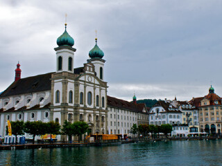 欧洲卢塞恩基督教堂攻略_欧洲游玩攻略大全