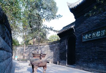 成都武侯祠博物馆旅游图片_成都武侯祠博物馆旅游景点图片大全_途牛