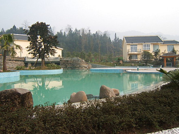 望鱼古镇 雅安碧峰峡野生动物园 金凤寺 周公山天府温泉 金凤山 白马