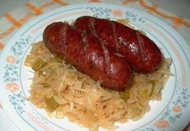  "Delicious Sauerkraut and Smoked Sausage Recipe: A Hearty Comfort Food for Every Occasion"