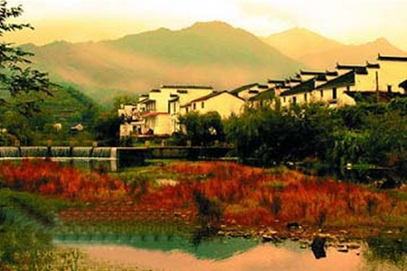 <婺源-景德镇-庐山双卧6日游>游庐山，赏婺源，纯玩0购物，赠送江西省内汽车特技表演馆，浔阳楼，锁江楼