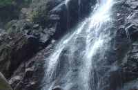 参观石门涧瀑布