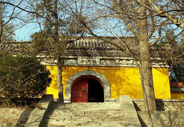 龙洞庵