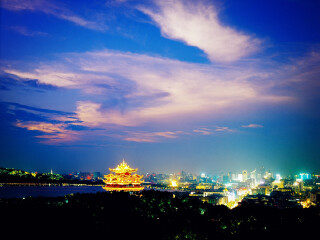 上海自由行費(fèi)用_國(guó)慶上海游價(jià)格_上海旅游團(tuán)