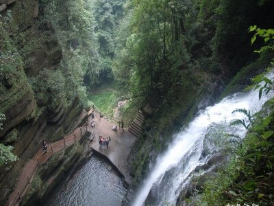 碧峰峡门票_苍龙峡门票多少钱及景点简介