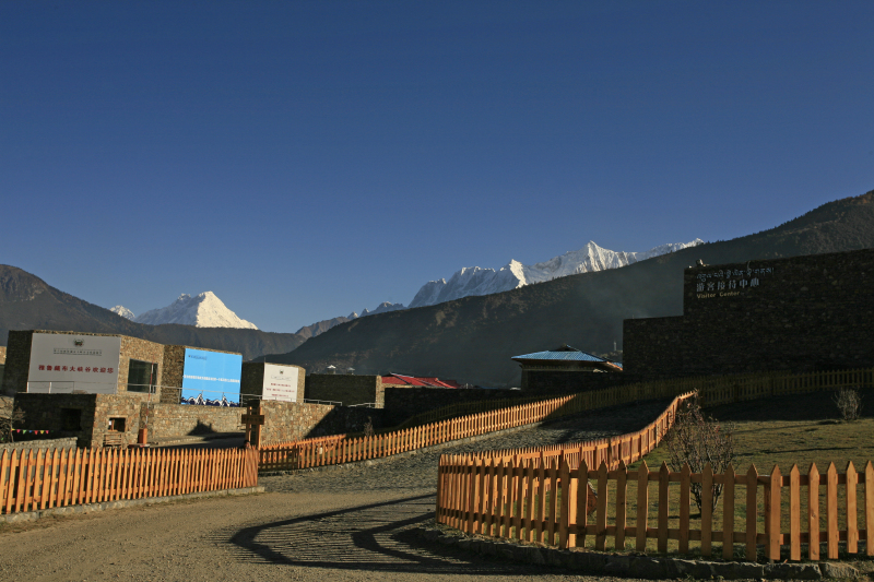 途牛旅游网公司游对游客年龄有接待限制吗?