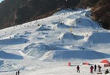 龙凤山滑雪场图片_龙凤山滑雪场旅游图片_龙凤山滑雪场旅游景点图片