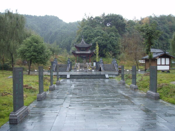 15分钟 地址:江西省上饶市婺源县358乡道旁 积庆亭是文公山