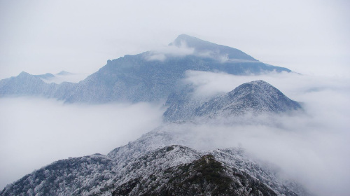 凤凰-梵净山高铁3日游 怀化高铁往返 梵天净土