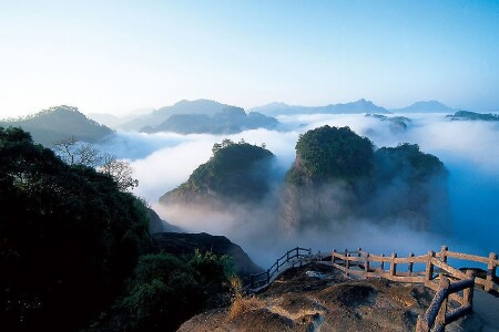 <武夷山-天游峰-虎啸岩双动3日游>浪漫九曲溪  特别安排竹筏漂流  品武夷山大红袍