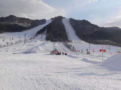 门票名称: 辽阳弓长岭温泉滑雪场门票>