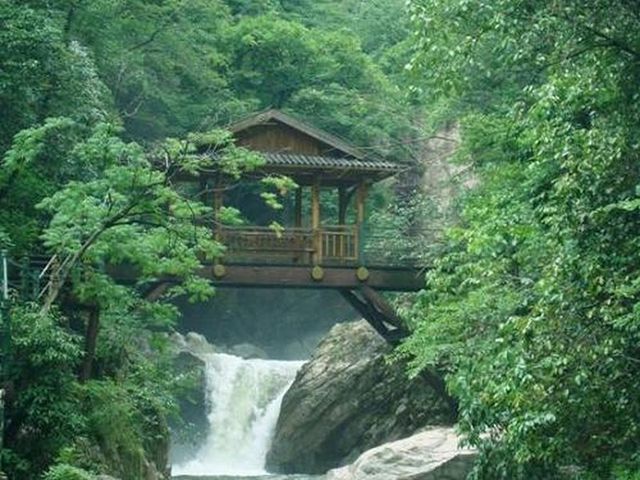  浙西-大明山2日游>畅玩激情龙井峡漂流,探秘大龙湾,门票全含无购物