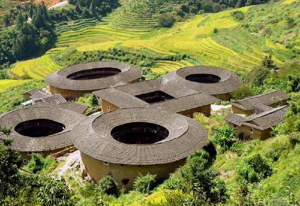 [错峰出游]<厦门-高北土楼+云水谣1日游>漫步古道，乐享土楼探寻之旅，限时特惠