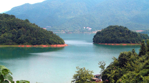  诗画西海柘林湖-温泉水上乐园-东林大佛-三叠泉2日游