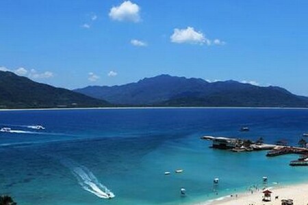 <海南-三亚5日游>海岛游/亲子/蜜月/错锋爆款/2晚红树林度假王国/五大精选打卡景点/赠价值258海鲜BBQ/蜈支洲岛嗨翻天（当地参团）