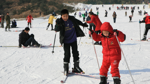 【沂水地下画廊滑雪场门票价格】2018临沂沂水地下场