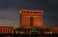 参观石河子文化宫