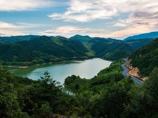 余杭山沟沟-双溪风情小镇-径山湖3日游>宿农家乐民宿,赠2早4正餐