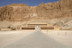 杭州到埃及8日旅游_1-3月杭州到埃及8日旅游