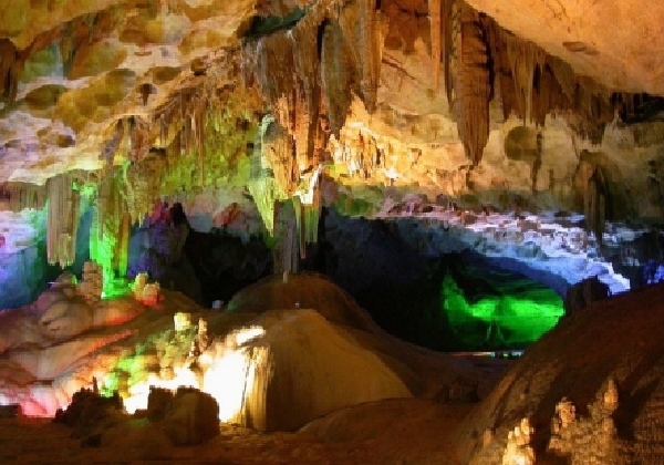 <桂林-阳朔4日自助游>1晚桂林香格里拉大酒店，2晚万丽花园大酒店