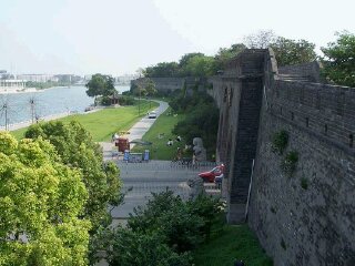 武漢自由行費(fèi)用_去武漢游怎么省錢_到武漢旅游報(bào)團(tuán)價(jià)格