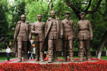 <延安-壶口-西安兵马俑-华山-云台山-龙门石窟-河南少林寺-开封8日游>陕豫连线全景升级,2晚五星酒店,游两省登两岳,佛院素斋,当地参团 <延安-壶口-西安兵马俑-华山-云台山-龙门石窟-河南少林寺-开封8日游>陕豫连线全景升级,2晚五星酒店,游两省登两岳,佛院素斋,当地参团