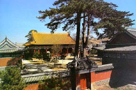 <山西太原-五台山-菩萨顶-五爷庙-平遥古城-乔家大院火车4日游>含平遥古城通门票，3早2正餐，晋商文化全景游