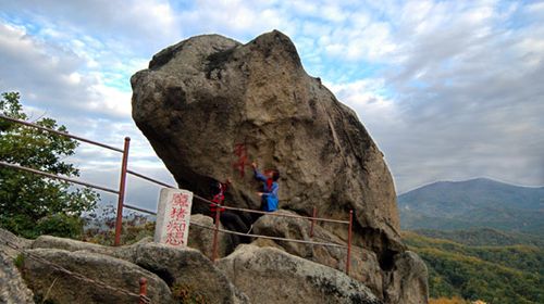 朱雀山