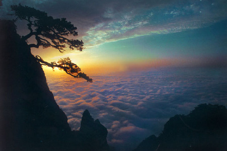 <庐山2日游>打卡匡庐望庐山瀑布，全程不换导中途不下山宿COOLING舒适酒店，赏庐山云海庐山珍藏明信片全景纯玩0购绝不进店