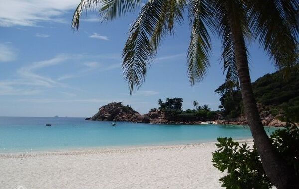 [暑期]<马来西亚吉隆坡-热浪岛3晚5日自助游>夏日嬷嬷茶拍摄地爱之旅，上海天天出发