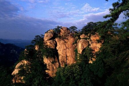 <本溪水洞-鞍山千山2日游>大连独立无购物、无自费景点推荐