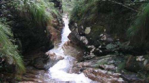  沁水历山舜王坪-女英峡-柳氏民居2日游>休闲山水畅享游