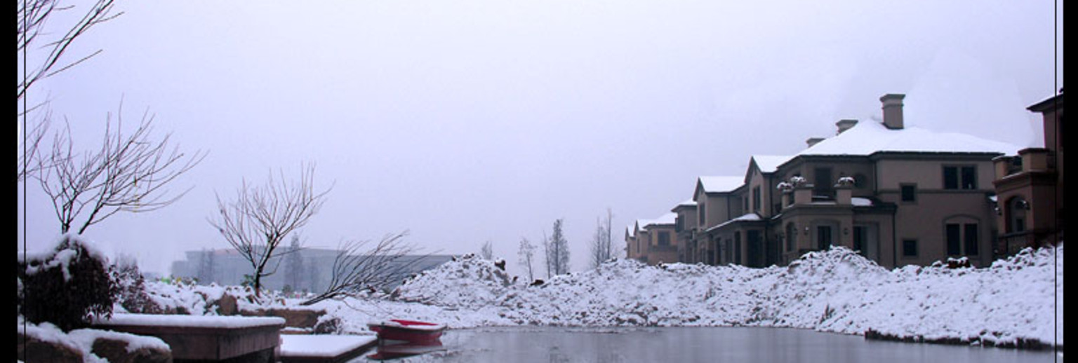冬雪银湖
