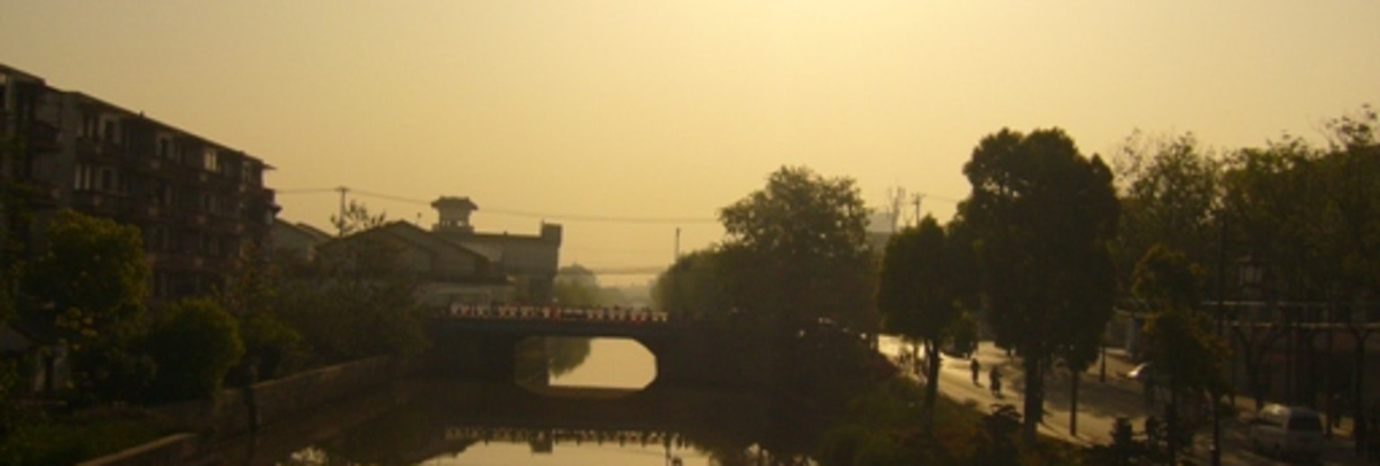 护城河黄昏美景
