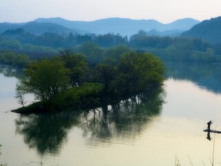 新疆自由行旅游團(tuán)_新疆旅游多少錢_跟團(tuán)新疆旅游價(jià)格表