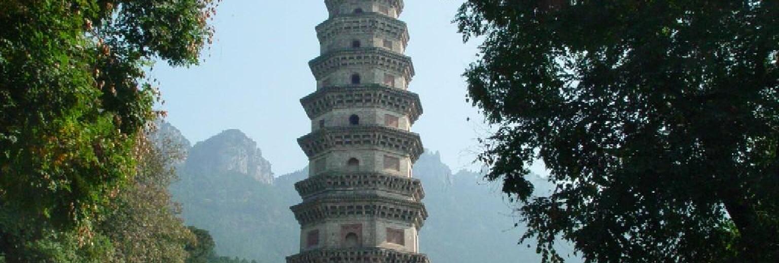 灵岩寺旅游攻略