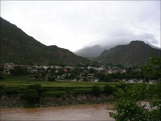 香格里拉跟团旅游报价_去香格里拉的旅行_报团游香格里拉