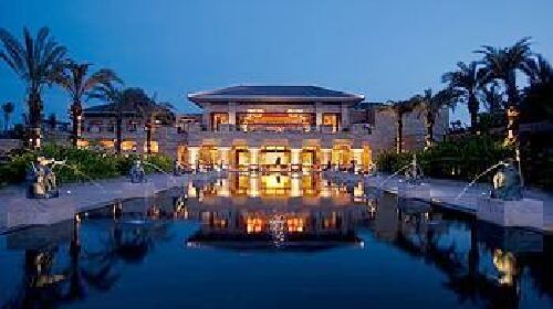 <海南三亚康莱德希尔顿酒店5日自助游>海棠湾品牌酒店，畅享奢华_途牛旅游网