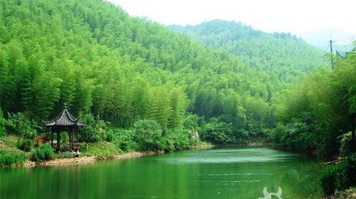  溧阳南山竹海-天目湖御水温泉-山水园2日游>门票游船